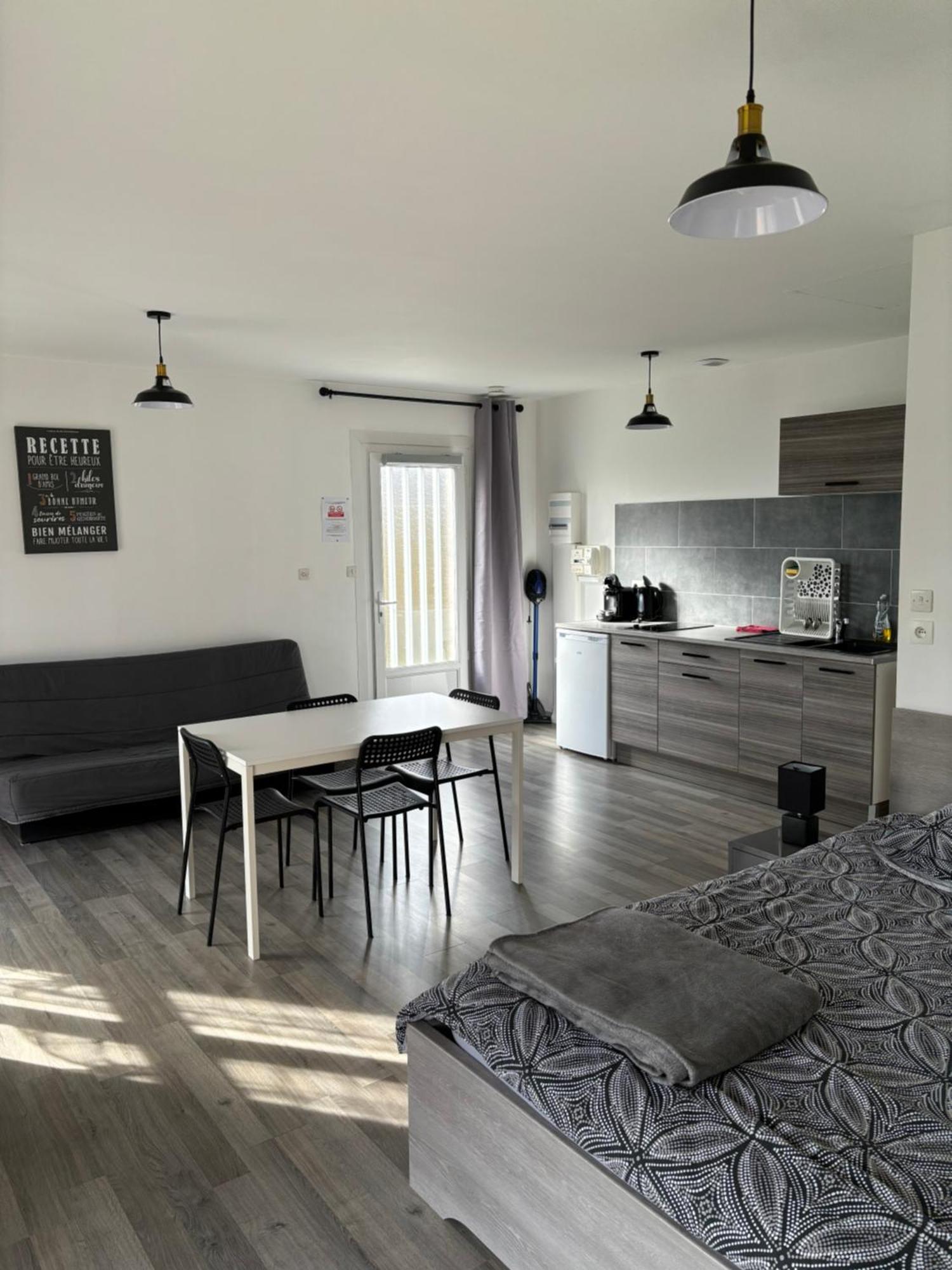 Studio Albert Avec Terrasse A Proximite De 메스 외부 사진